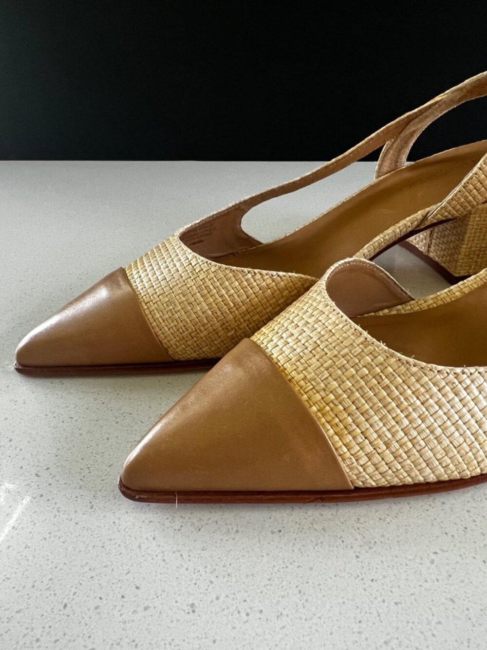 BERNARDO Monroe Slingback PUMPS BEIGE  Raffia and leather size 8.5 - Picture 9 of 9